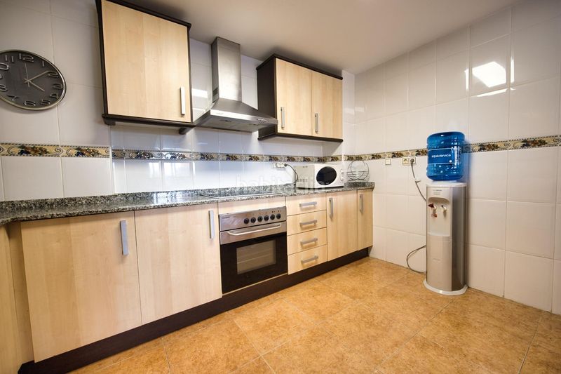 Foto d5d6c4df-e1cc-476d-8234-e86f8ec5f767. Apartament amb aparcament piscina a Campello Playa Campello (el)