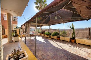 Casa bifamiliare in Bonalba-Cotoveta. Donde el tiempo se detiene y empieza tu descanso