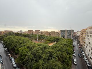 Location Appartement à Florida Baja. Pisazo de 4 dormitorios en una de las mejores zonas de alicante