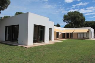 Casa a Carrer claudio 15a. Casa en empuries. muy proxima a playas, barrio muy tranquilo