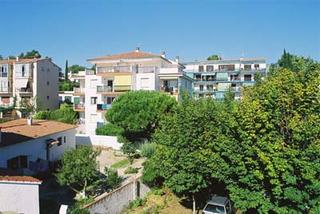 Apartament a Carrer barcelona 5. Apartamento en planta baja con jardin privado y parking