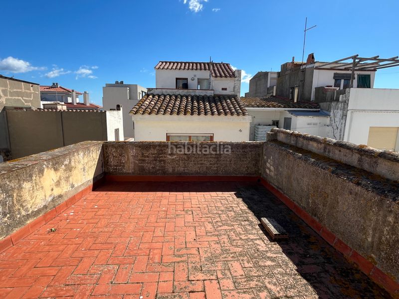 Foto 8b4501c6-fe9d-4681-be9c-c92ca1104025. Casa adossada a Nucli Antic Escala (L´)