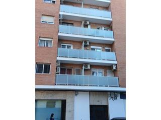 Pis  Escalante. Vivienda en zona la marina