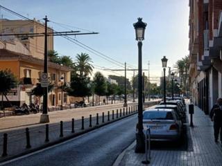 Pis  Escalante. Vivienda en zona la marina