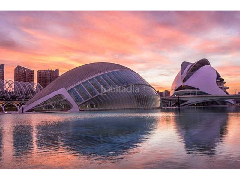 Foto 87169e5d-f84a-42fd-906e-3d85b97304e9. Rent flat with parking in Mestalla Valencia