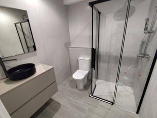 Location Appartement  Isaac peral. Se alquila vacio con electrodomésticos, todo reformado a etrenar