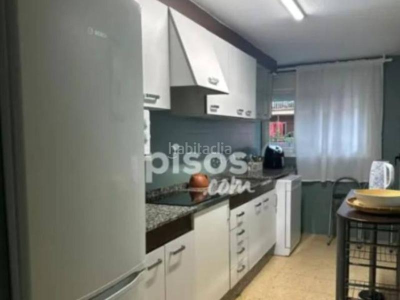 Foto 57c8f943-e23d-455b-b8ca-c6b2a3025fb2. Piso vivienda en venta en avda malvarrosacerca de plaza libertad simon bolivar en Valencia