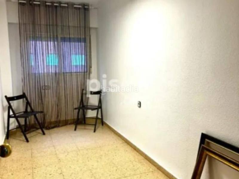 Foto a620eb65-433e-4c92-be54-b1e7dcae1581. Piso vivienda en venta en avda malvarrosacerca de plaza libertad simon bolivar en Valencia