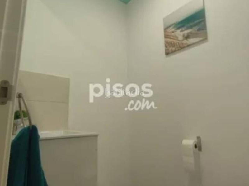 Foto 04a2c52b-097b-484c-8f43-0830d3a7ec4b. Appartamento in dr peset aleixandre 112 in Torrefiel Valencia