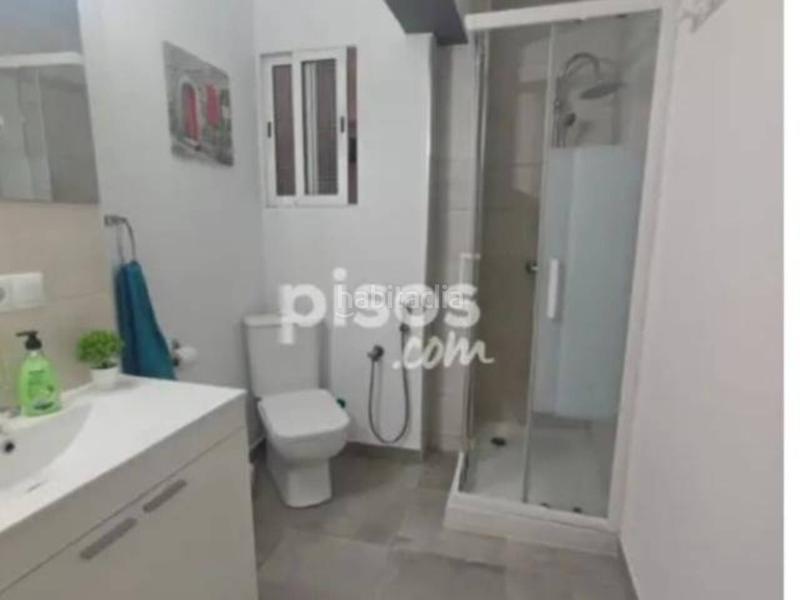 Foto 44c86e0f-eaba-42e8-908f-70739218c0ed. Appartamento in dr peset aleixandre 112 in Torrefiel Valencia