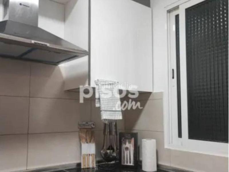 Foto 54b0a0a2-c14a-4090-b9d1-758244b3184e. Appartamento in dr peset aleixandre 112 in Torrefiel Valencia