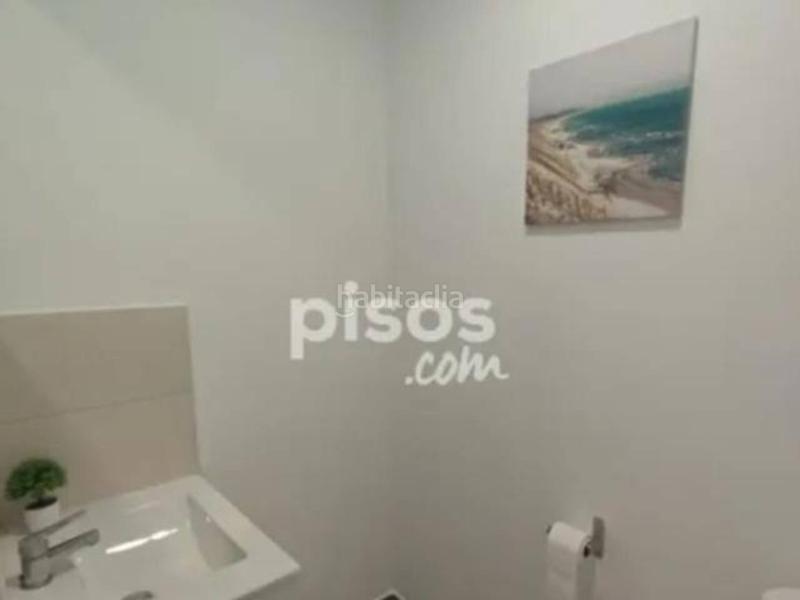 Foto a67cbc35-555b-4273-a5ab-cabedc2d5c6b. Appartamento in dr peset aleixandre 112 in Torrefiel Valencia