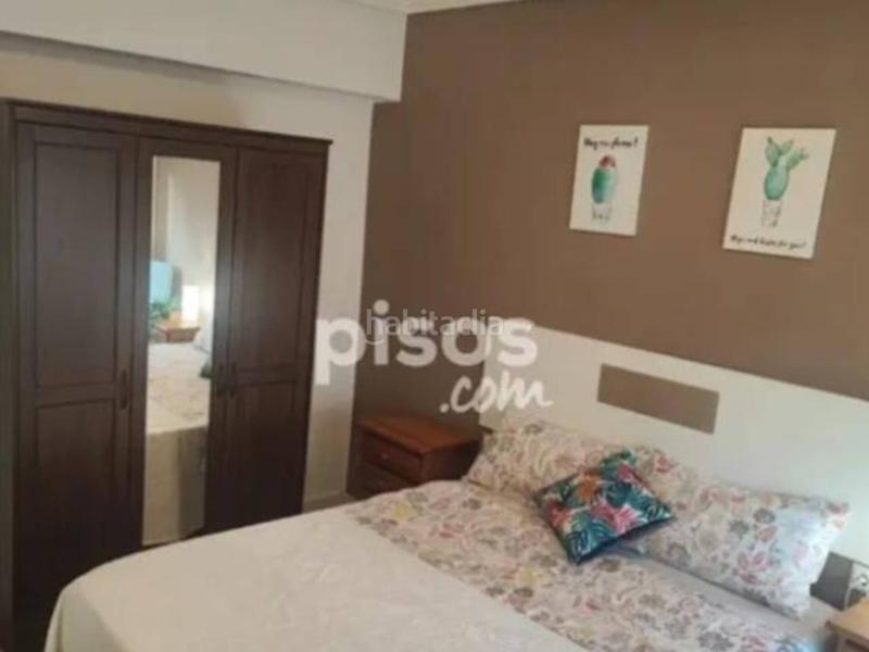 Foto c4a770fe-a37c-4563-b303-f34dec43653a. Appartamento in dr peset aleixandre 112 in Torrefiel Valencia