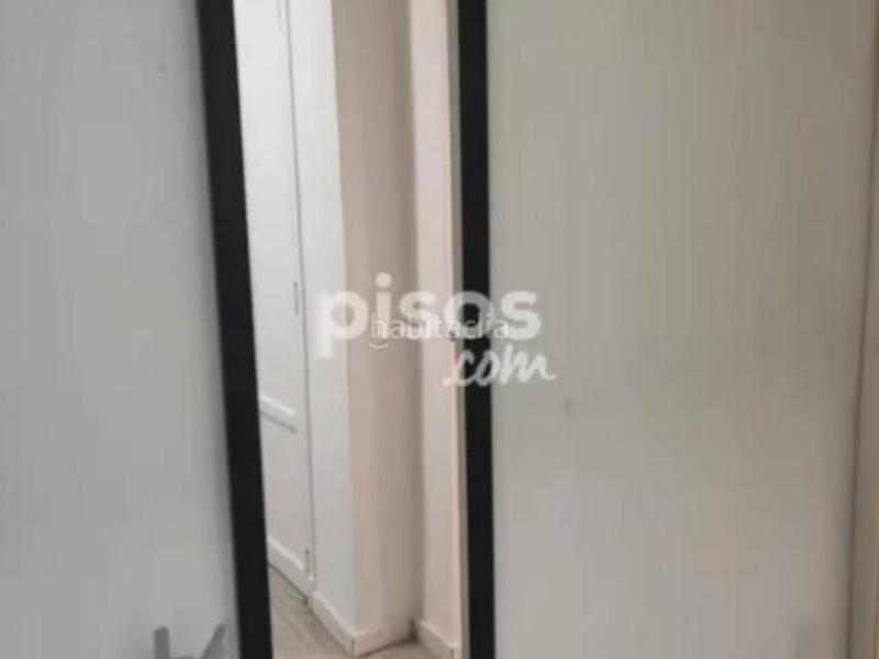 Foto eda49408-698f-4012-9150-f9c42007d208. Appartamento in dr peset aleixandre 112 in Torrefiel Valencia