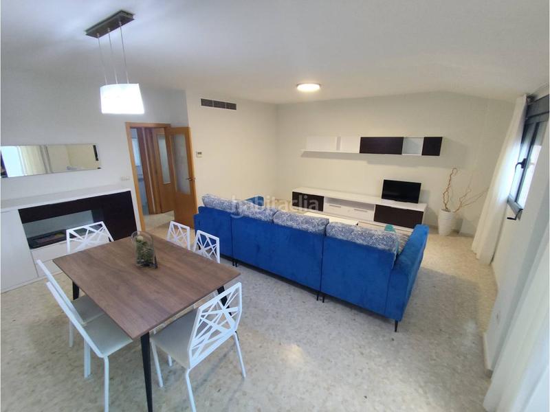 Foto 1865b89d-d478-4e14-a2d0-fb060b8e2b1a. Lloguer àtic amb calefacció aparcament a Picassent