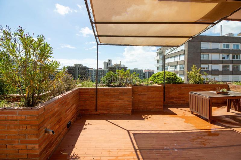 Foto 18890a78-94bd-4b78-9ce6-8ce173217231. Attico con riscaldamento parcheggio in Sarrià Barcelona