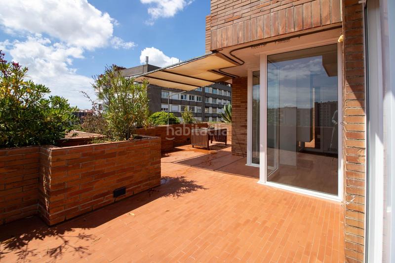 Foto ff687f0d-94e9-44dd-b601-48c62f6bf80f. Attico con riscaldamento parcheggio in Sarrià Barcelona
