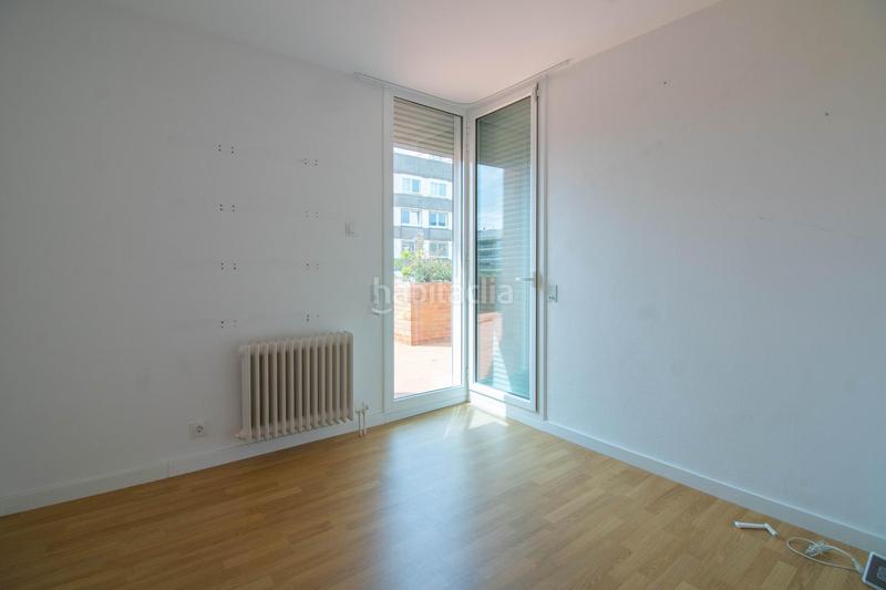 Foto 0e53fcdd-bf3a-4271-9c6f-890768e17a7e. Attique avec chauffage parking dans Sarrià Barcelona