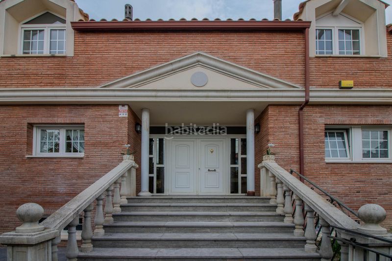 Foto 0d1c50cb-c643-486f-946c-87e86e326416. Chalet con riscaldamento parcheggio in Can Rial Esparreguera