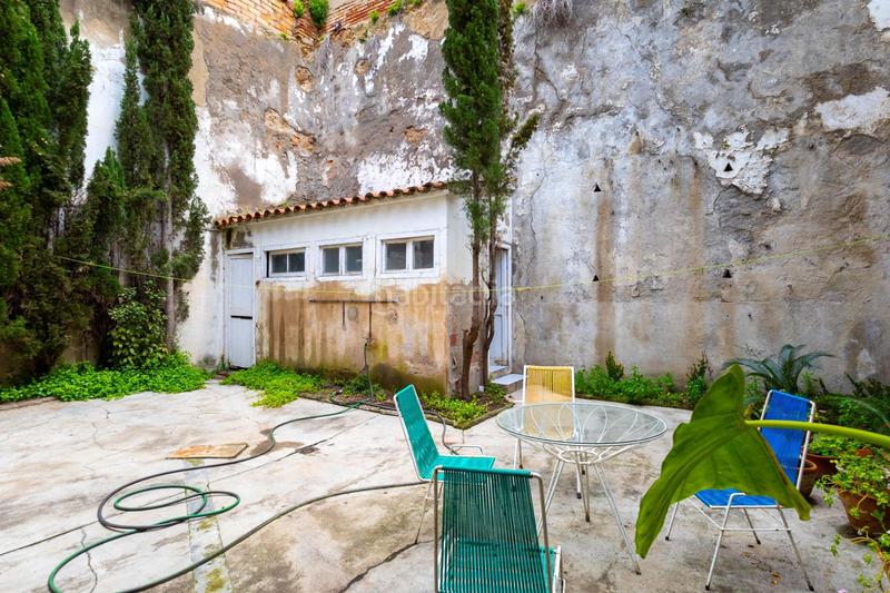 Foto a3785849-d483-4c4b-8ba4-3ae0d1cddf95. Chalet en Putget - Farró Barcelona