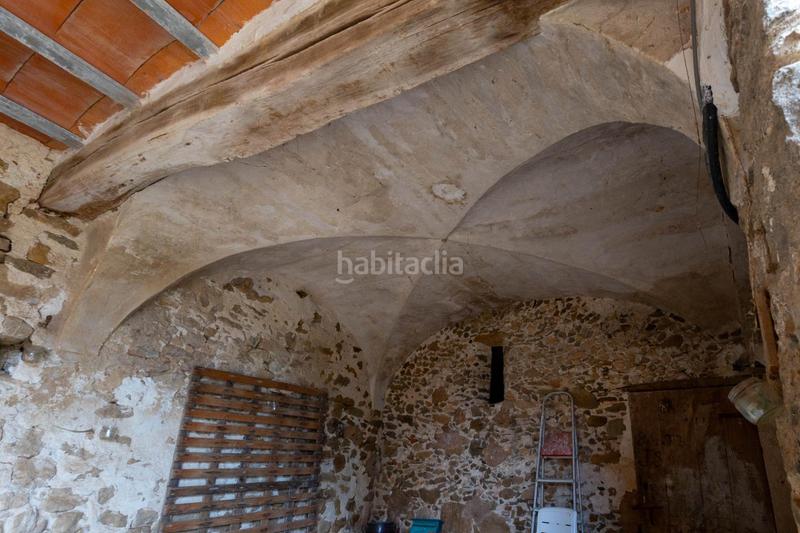 Foto 37ebc407-c4af-47aa-a9e9-1c7d542ab78b. Masia amb calefacció aparcament a Vall d´en Bas (La)