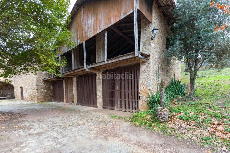 Foto 44de5a17-5799-447e-8a60-9e0d622a2c13. Masia amb calefacció aparcament a Vall d´en Bas (La)
