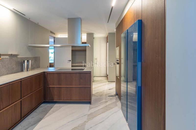 Foto ed68bfce-ae8f-463a-8d58-a7e83d6fe86d. Flat with heating parking in Pedralbes Barcelona