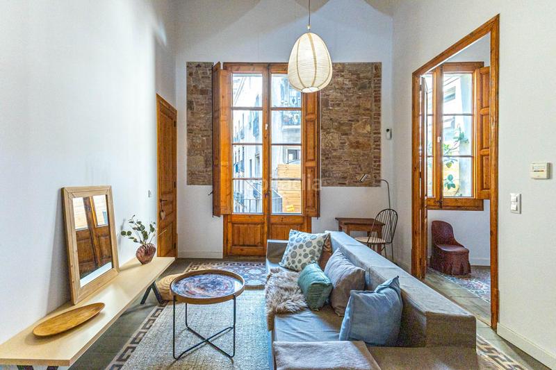 Foto fd3f6840-026a-4b60-bfb9-fa05aa6465d1. Appartement avec chauffage dans Gòtic Barcelona