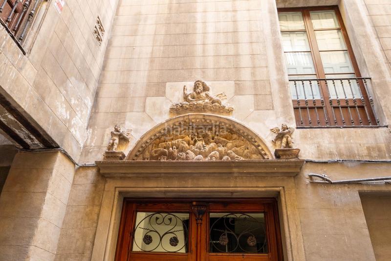 Foto 614af9c6-fa23-4217-9361-3a30b6af4448. Piso en Gòtic Barcelona
