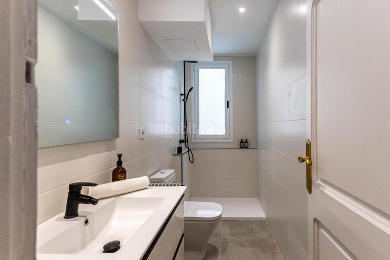 Foto 378c35a0-f6c7-4ba5-a2c1-c1b7a0915a6f. Appartement avec chauffage dans Hostafrancs Barcelona