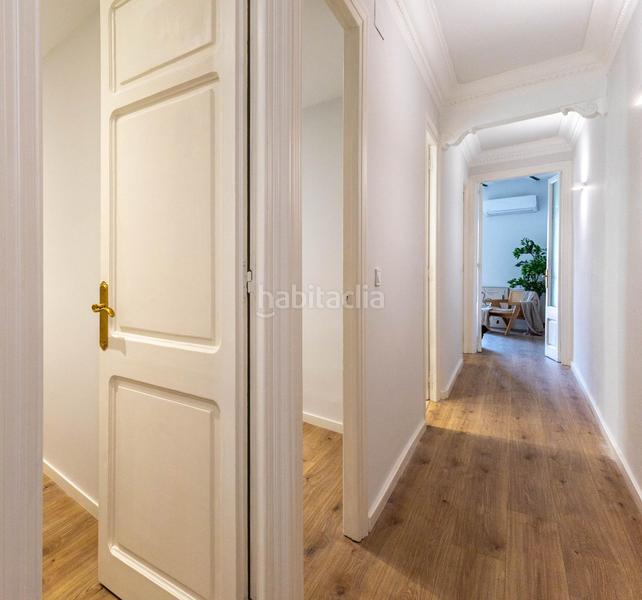 Foto 4b1f9895-bdb1-4159-b486-0ebd5b4b3f07. Appartement avec chauffage dans Hostafrancs Barcelona