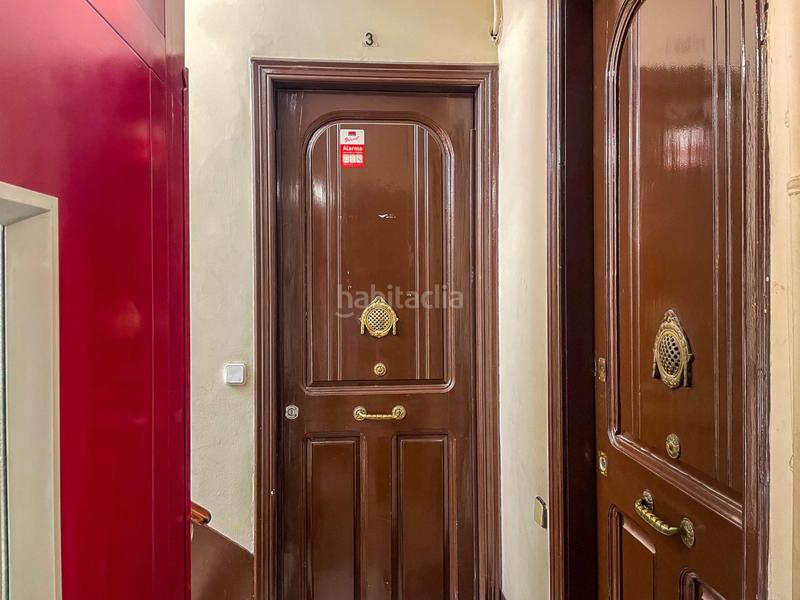 Foto dd44ea59-8e6f-4ab8-bd05-91c46e11bf68. Appartement avec chauffage dans Hostafrancs Barcelona