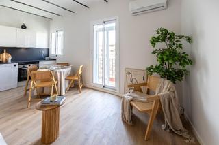 Etagenwohnung  Corts catalanes