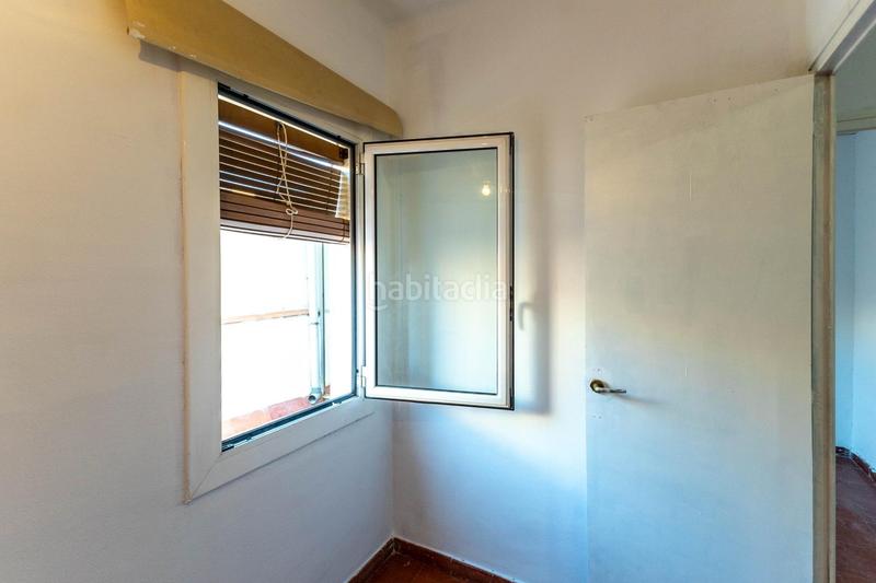 Foto 5cc2a6a0-439d-4eb7-925f-d7317dc59ee1. Piso  en les corts a reformar en Sant Ramon - Maternitat Barcelona