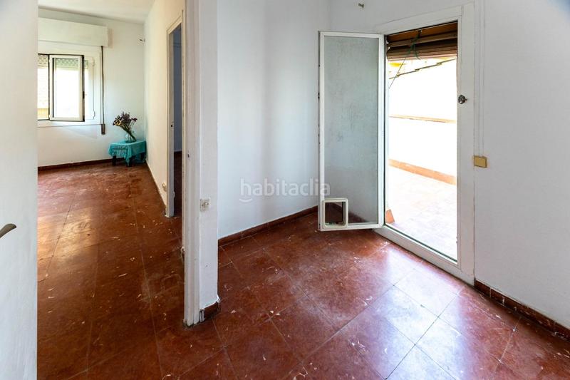 Foto bf8381dd-81f6-4159-84a3-c1be7a6503e3. Piso  en les corts a reformar en Sant Ramon - Maternitat Barcelona