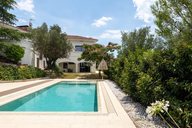 Foto 88488b2c-05b1-437b-95a0-1e0e98fe6479. Chalet avec chauffage parking piscine dans Sentmenat