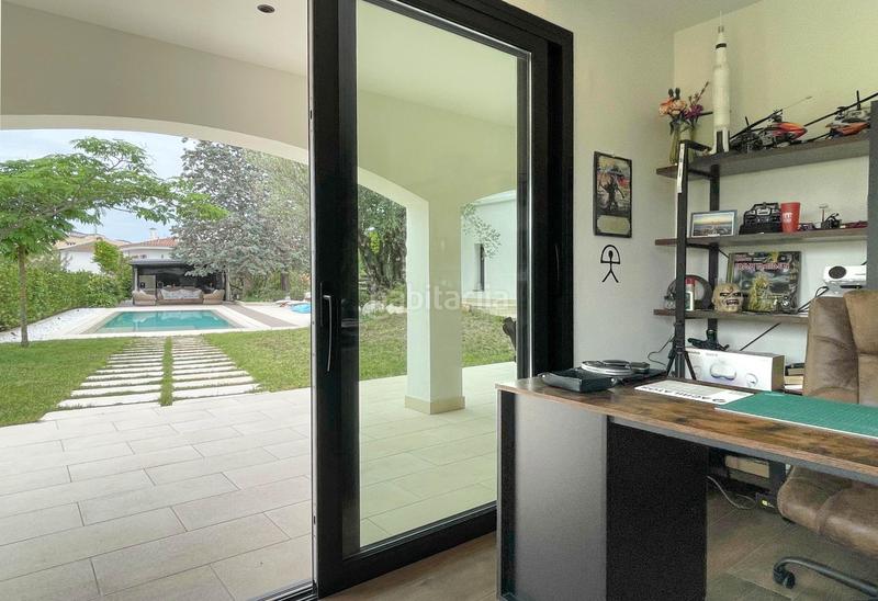 Foto ffa2692b-905e-4ad4-8c68-cd03848807b4. Chalet avec chauffage parking piscine dans Sentmenat