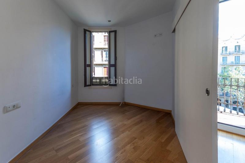 Foto f3e70d21-8189-4ebf-b50c-086e77da66bd. Piso en L´Antiga Esquerra de l´Eixample Barcelona