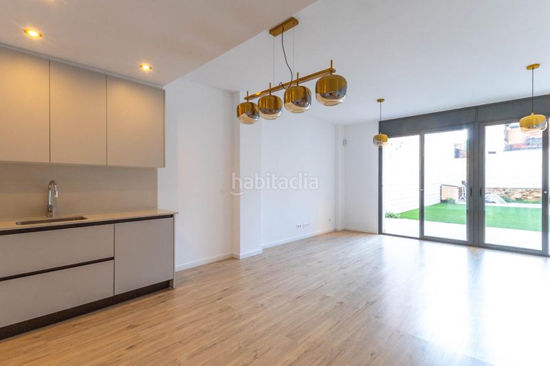 Foto fb53ea8f-5ff7-4b50-a097-1230760c8c2b. Dúplex a Sants-Badal Barcelona