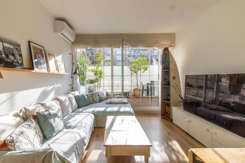 Foto 6db792f6-16a6-4224-b8a3-70d749bd41da. Etagenwohnung mit heizung in La Nova Esquerra de l´Eixample Barcelona