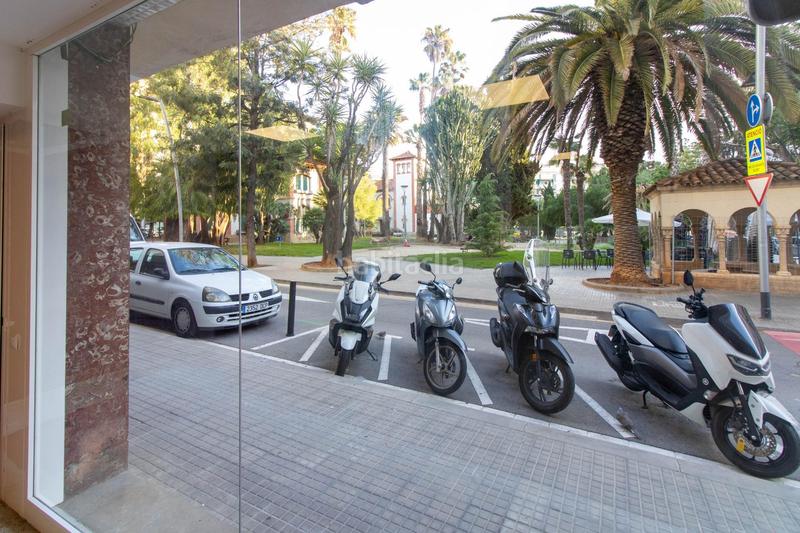Foto 4888d87c-f9a1-429b-a606-f00300b1f4e7. Alquiler local comercial en Centre Esplugues de Llobregat