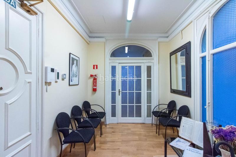 Foto 6efdecd8-9806-4fdc-949a-53e05613f506. Alquiler oficina en Dreta de l´Eixample Barcelona