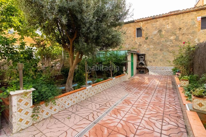 Foto 18e09de1-22c8-483d-9115-c5789d0ceaf8. Zweistöckige wohnung mit heizung in Centre Santa Coloma de Gramenet