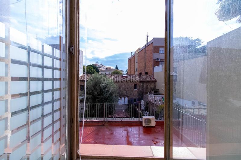 Foto 71678614-384b-47ba-a9fa-d2084fb98c45. Zweistöckige wohnung mit heizung in Centre Santa Coloma de Gramenet