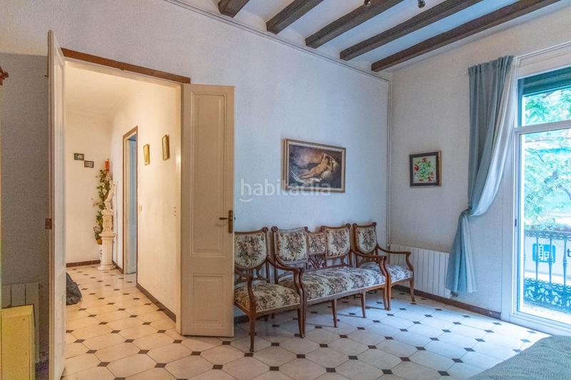 Foto 8608ad78-1b88-4f7d-aa25-baf170fcfc2d. Zweistöckige wohnung mit heizung in Centre Santa Coloma de Gramenet