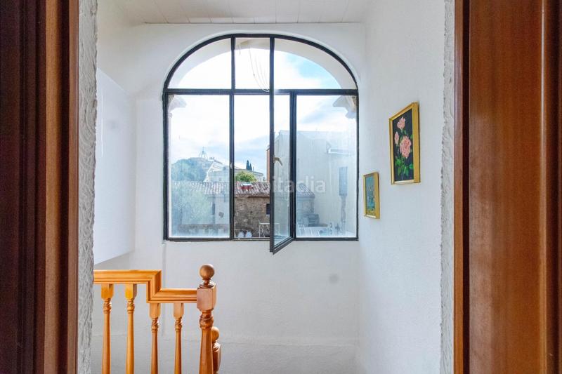 Foto b4f33696-de32-4bb7-a3f7-d73b38371912. Zweistöckige wohnung mit heizung in Centre Santa Coloma de Gramenet