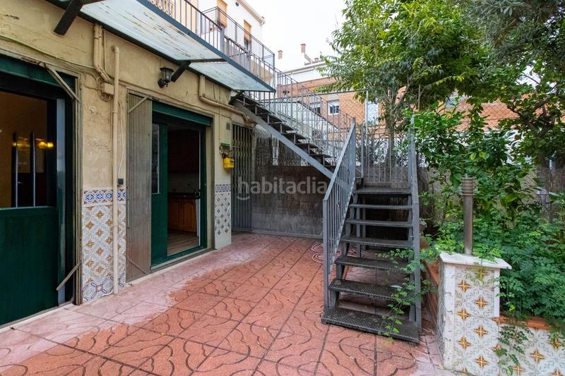 Foto c9cda2cf-b90b-4e6a-93dd-310b81f1a7a7. Zweistöckige wohnung mit heizung in Centre Santa Coloma de Gramenet