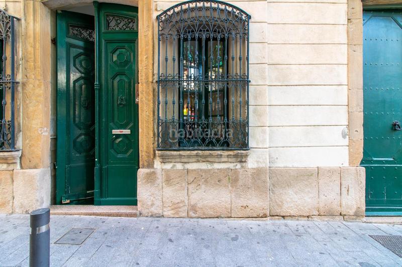 Foto e761642e-1b47-41f5-95f2-8e3f1ba5b459. Zweistöckige wohnung mit heizung in Centre Santa Coloma de Gramenet