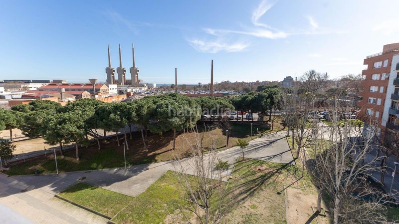 Foto 1b6ef3cf-5658-4bf4-a5d3-3035e288dbda. Àtic amb aparcament a Sant Joan Baptista Sant Adrià de Besòs