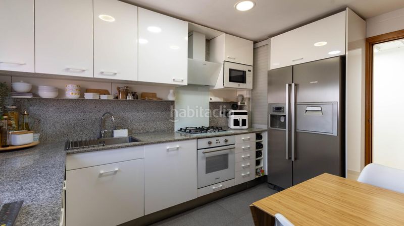 Foto 9acc1d50-aa53-42ef-a832-676db729ddd7. Àtic amb aparcament a Sant Joan Baptista Sant Adrià de Besòs